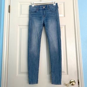 American Eagle Outfitters Denim Jeans, Size 4 💙